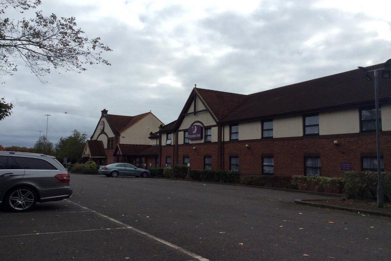 Premier Inn Glenrothes Ngoại thất bức ảnh